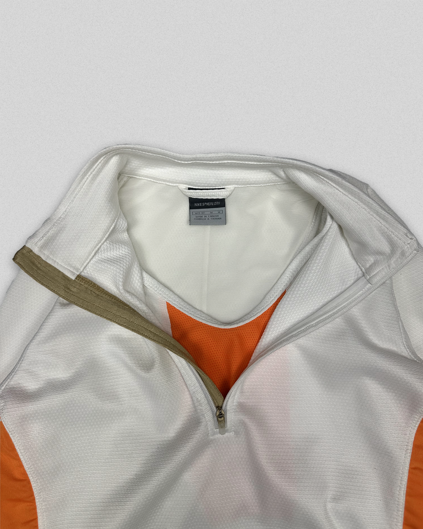 05' Nike Sphere Training Top (M)