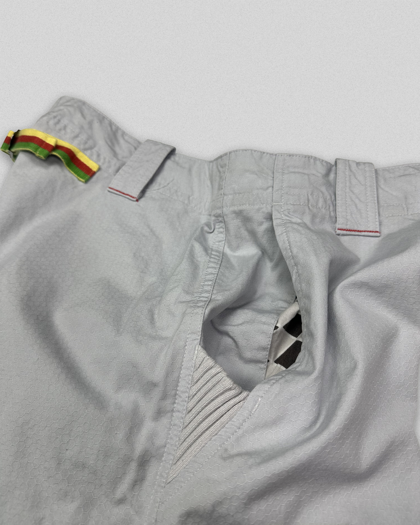 00's Puma Rasta 3/4 Shorts (32)