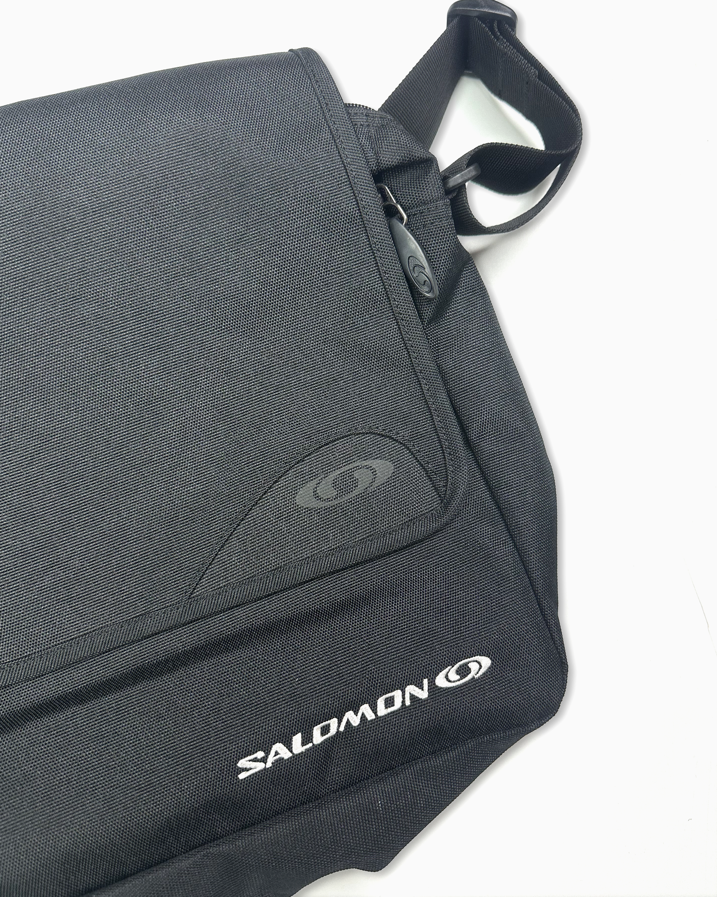 2000 NWT Salomon Messenger Bag