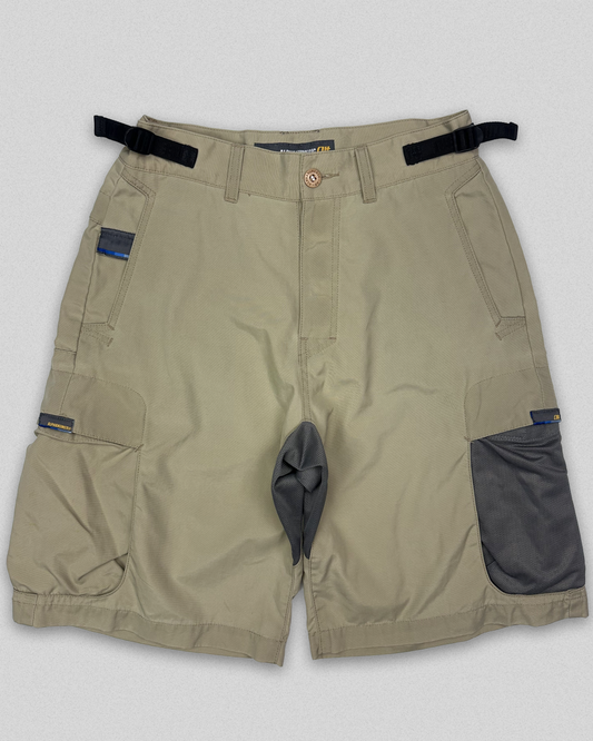 00's Alphanumeric Tan Eggcell Cargo Shorts (30)